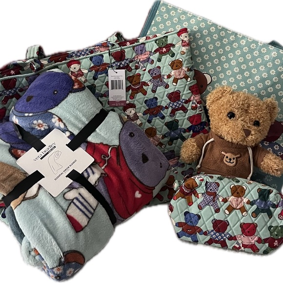 NWT - 5 Piece Vera Bradley Baby Blanket and Bag Set